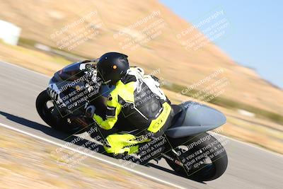 media/Oct-15-2023-TrackXperience (Sun) [[85198ff50b]]/Group 3/session 4 turn 3/